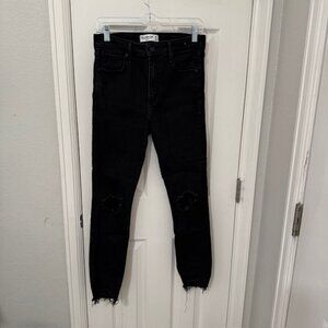 Abercrombie and Fitch Super Skinny Ankle High Rise Black Distressed 28/6R